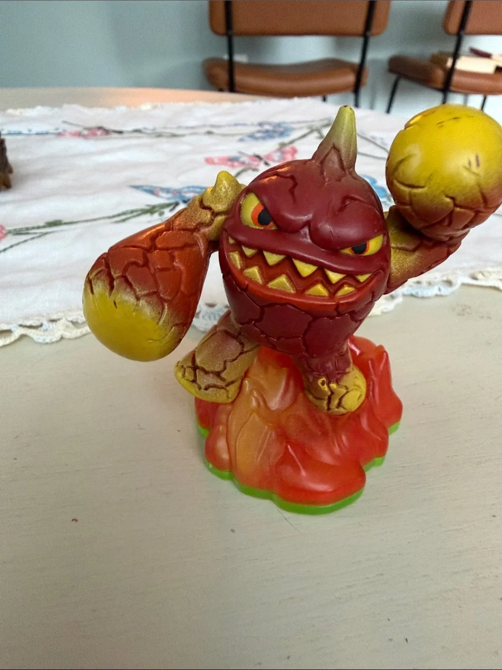 Skylanders Eruptor Game Piece